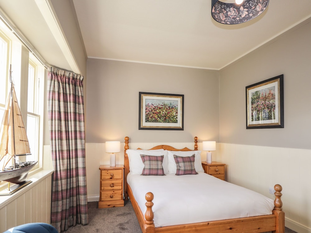 Ferry Cottage - Balmacara
