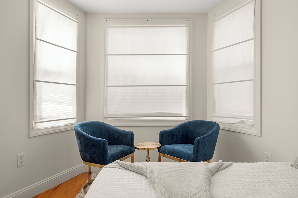 Hygge House Suites
