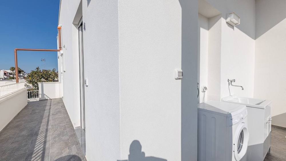 Sole Apartment 4 - Holiday in Torre San Giovanni