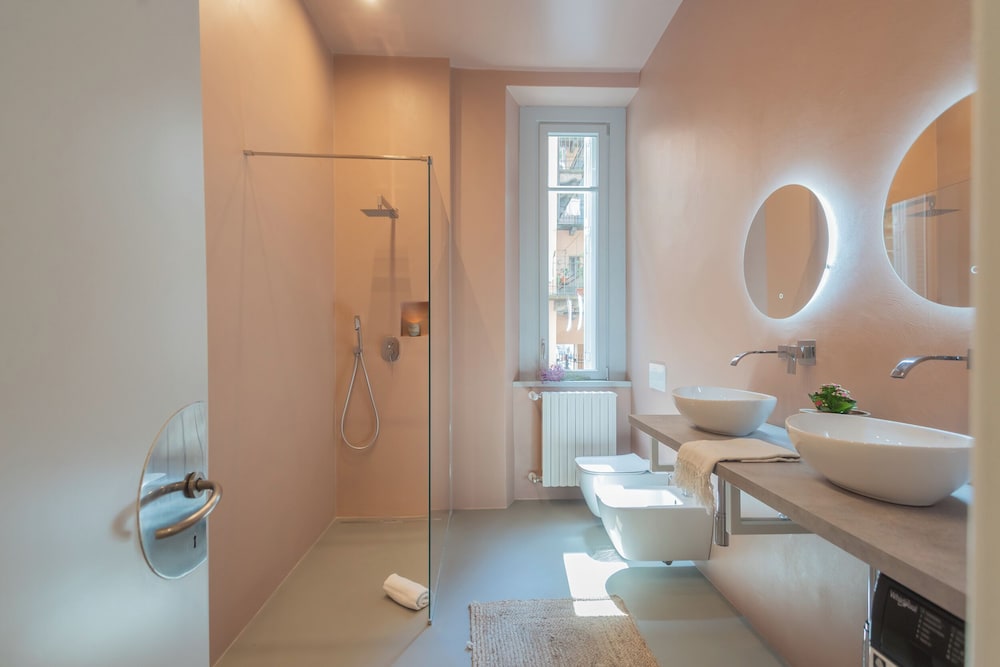 Como Liberty Suites - Garbo by Rent all Como