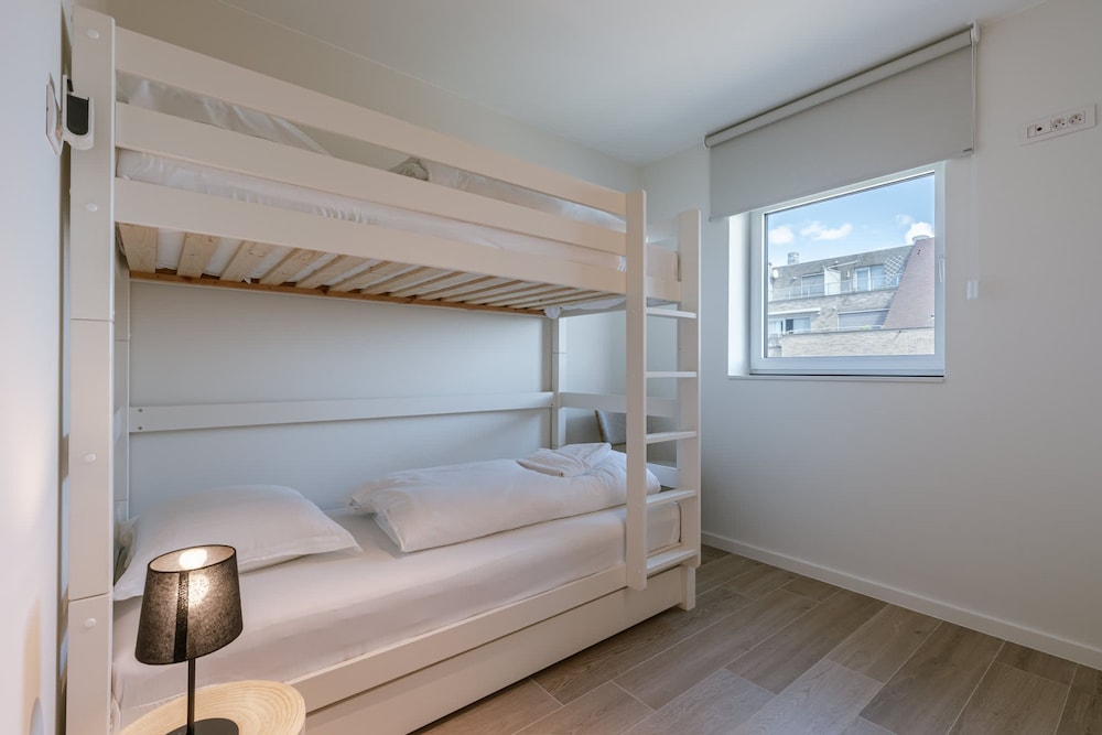 Baldus in Koksijde With 2 Bedrooms and 1 Bathrooms