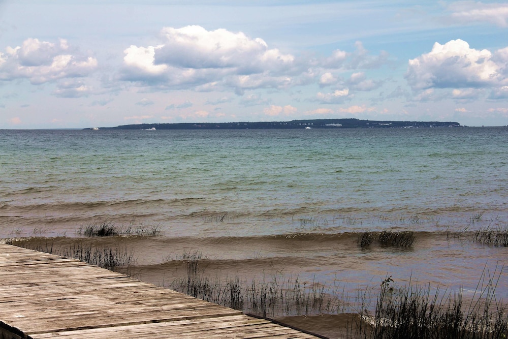 Mackinaw City Vacations - Mackinac Lake Trail Motel - Property Image 10