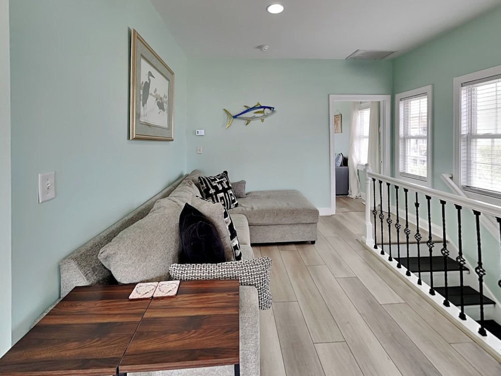 Otter Oasis by Topsail Realty