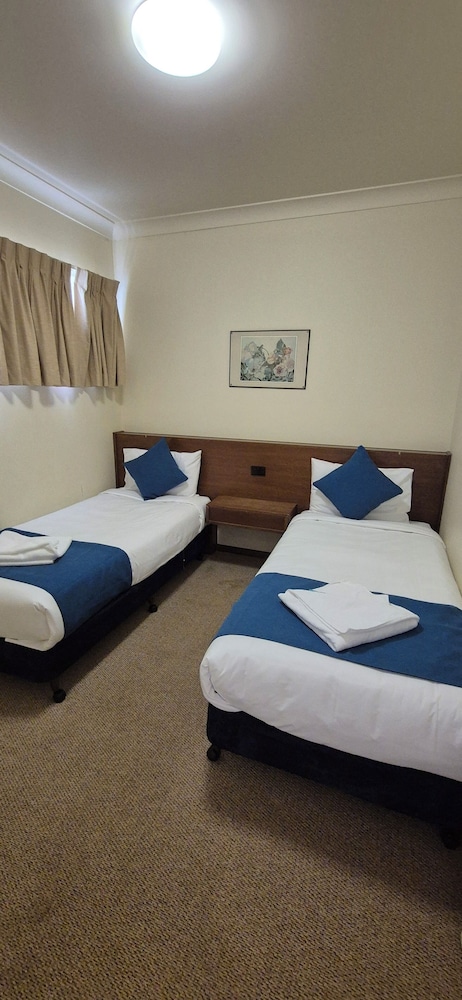 Molong Motor Inn