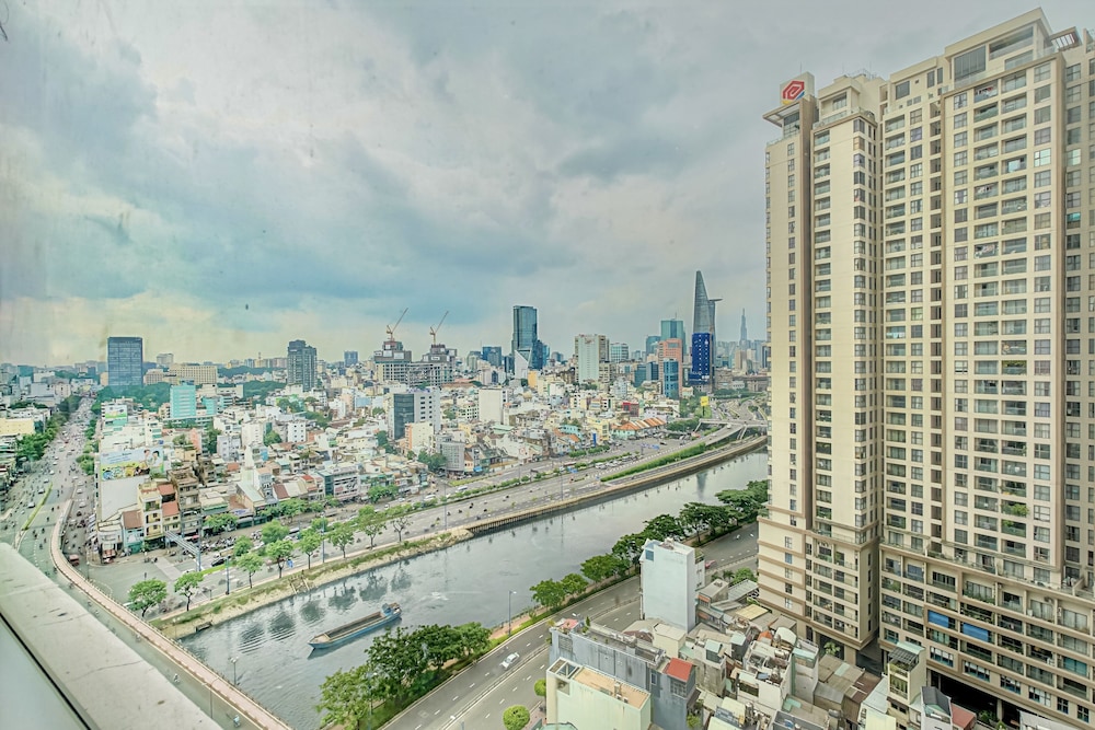 Saigon Central Apart - Infinity Pool&Gym