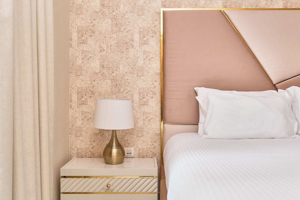Bellavista-Gracefu-1BR- 29BLVD Burj View
