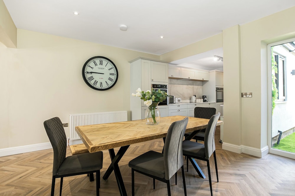 Stunning Townhouse in Cirencester