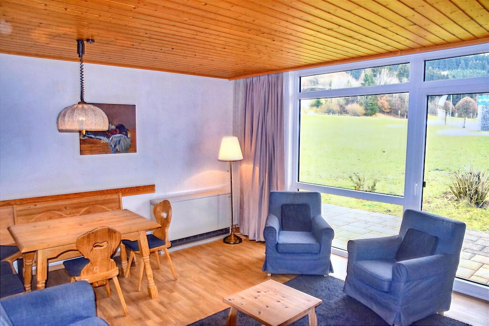 Alpenblick & Spielzone im Schonen Allgau