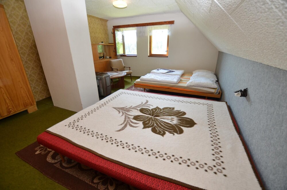 Mountain Chalet Hoja 3