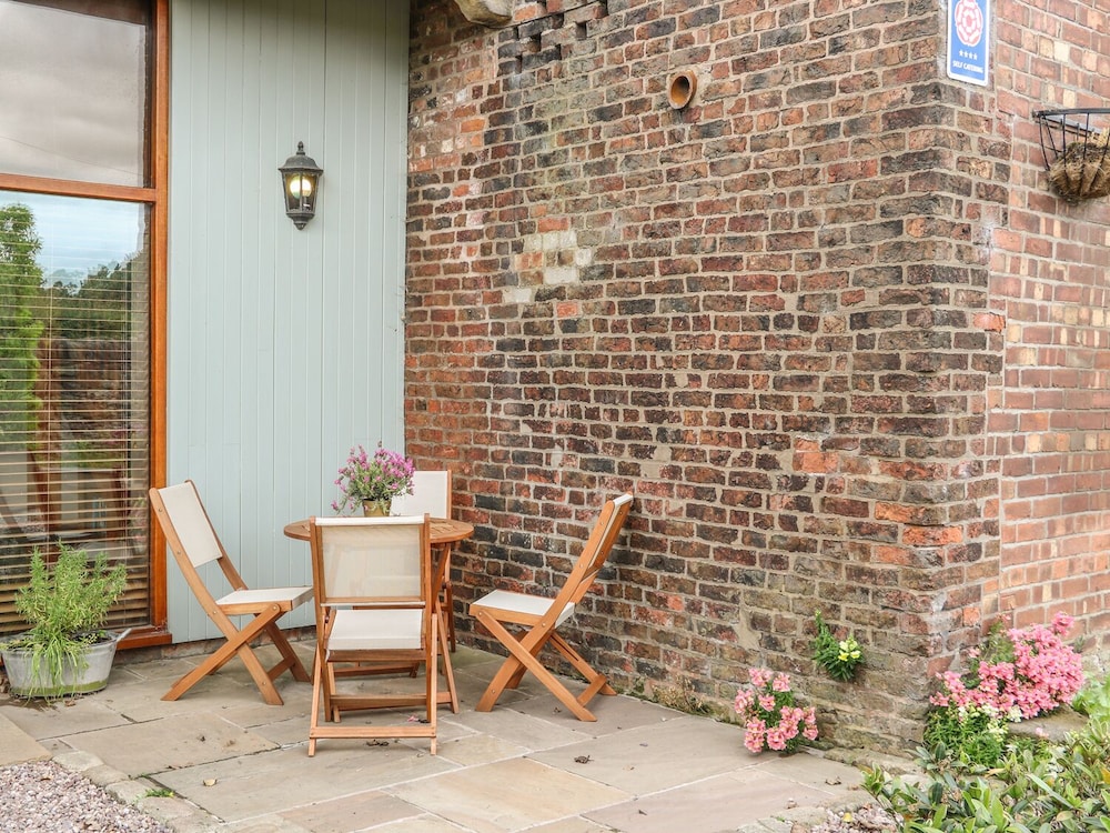 Barn Owl Cottage At Crook Hall Farm
