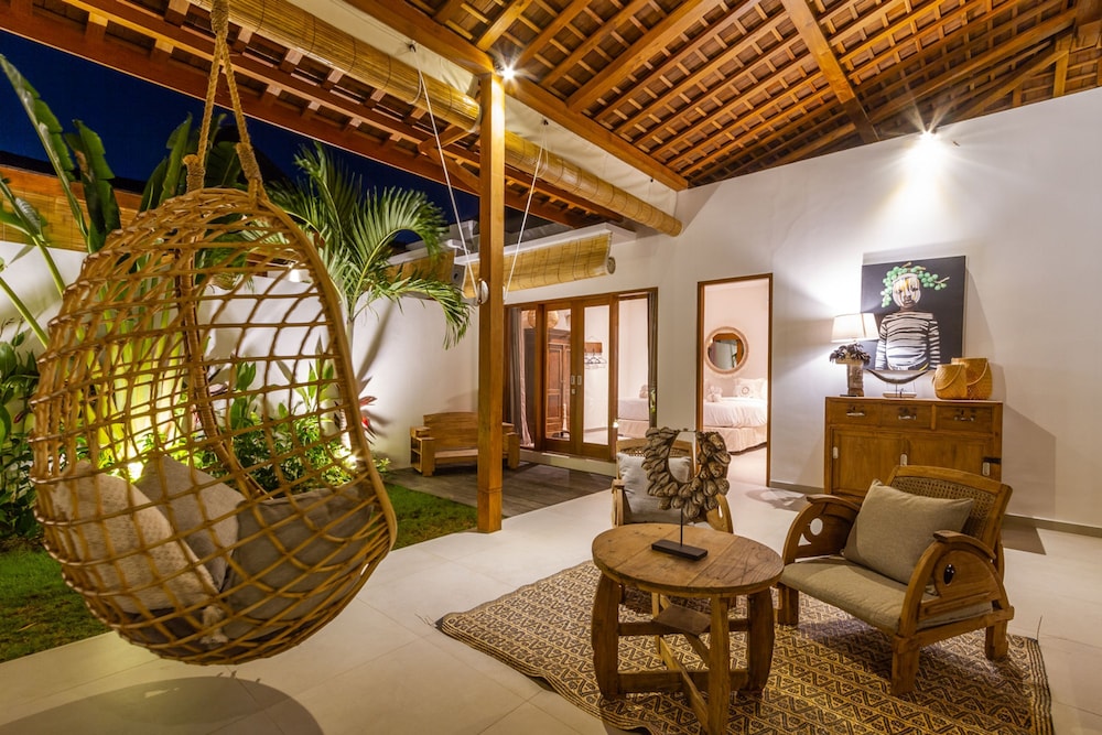 Villa Namu by Alfred in Bali - Family 5 BD Dream in Seminyak Oberoi Beach