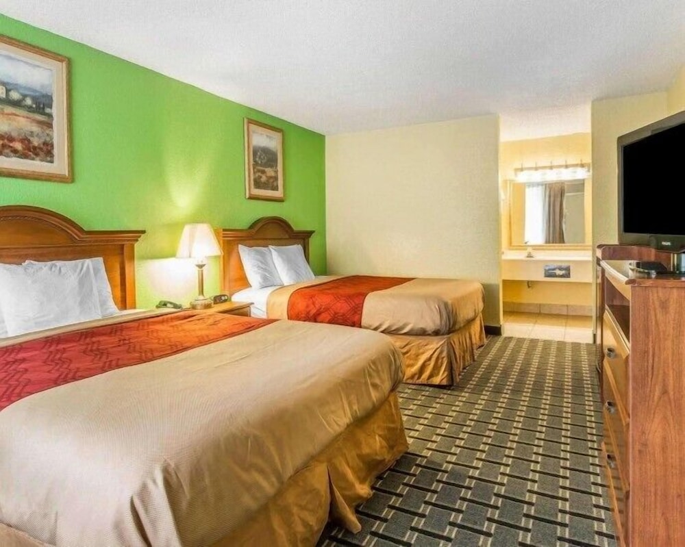 Travelers Inn Douglas By OYO US-441