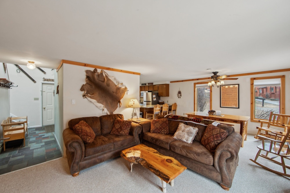 Lower Darby 2 Bedroom Townhouse by The Summit at Gore Mountain