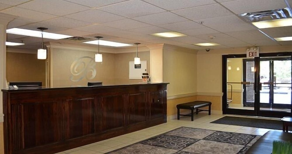 Brookshire Inn & Suites