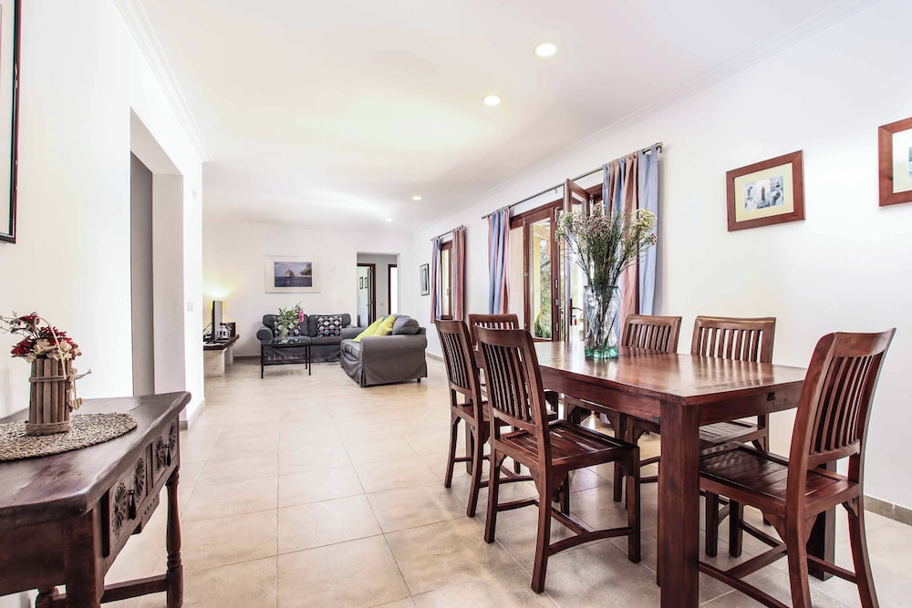 Villa Mares