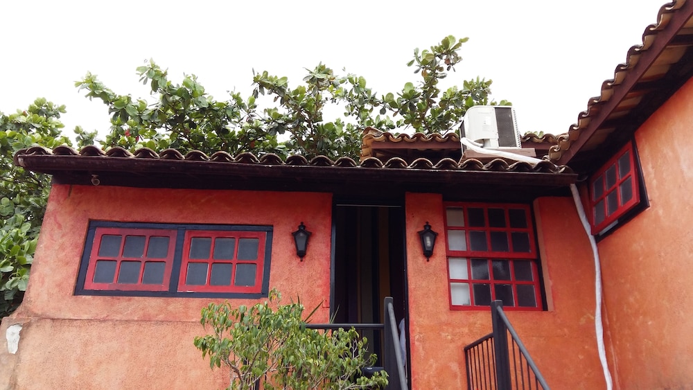 Tao Bar & Pousada