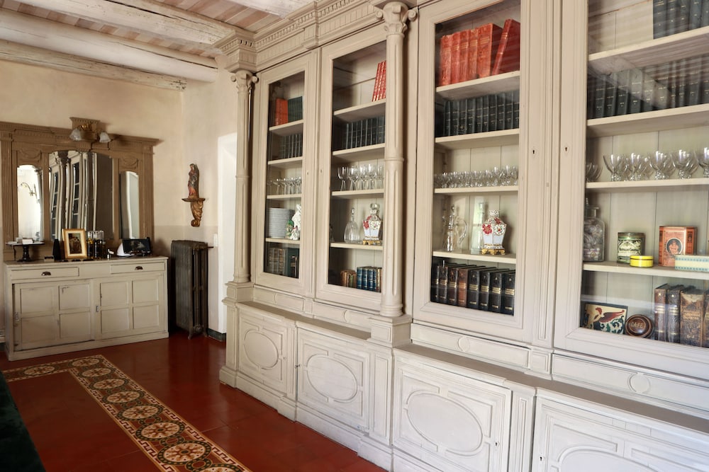 Justin de Provence en Orange — other