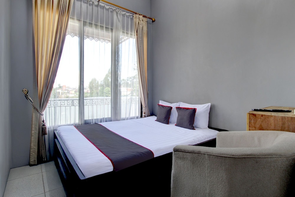 Hotel O Guesthouse Sabar Makmur Kledung