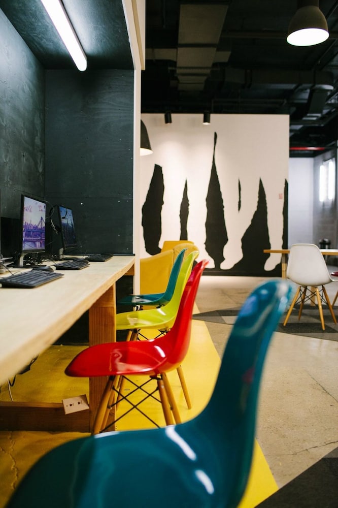 meeting & event spaces