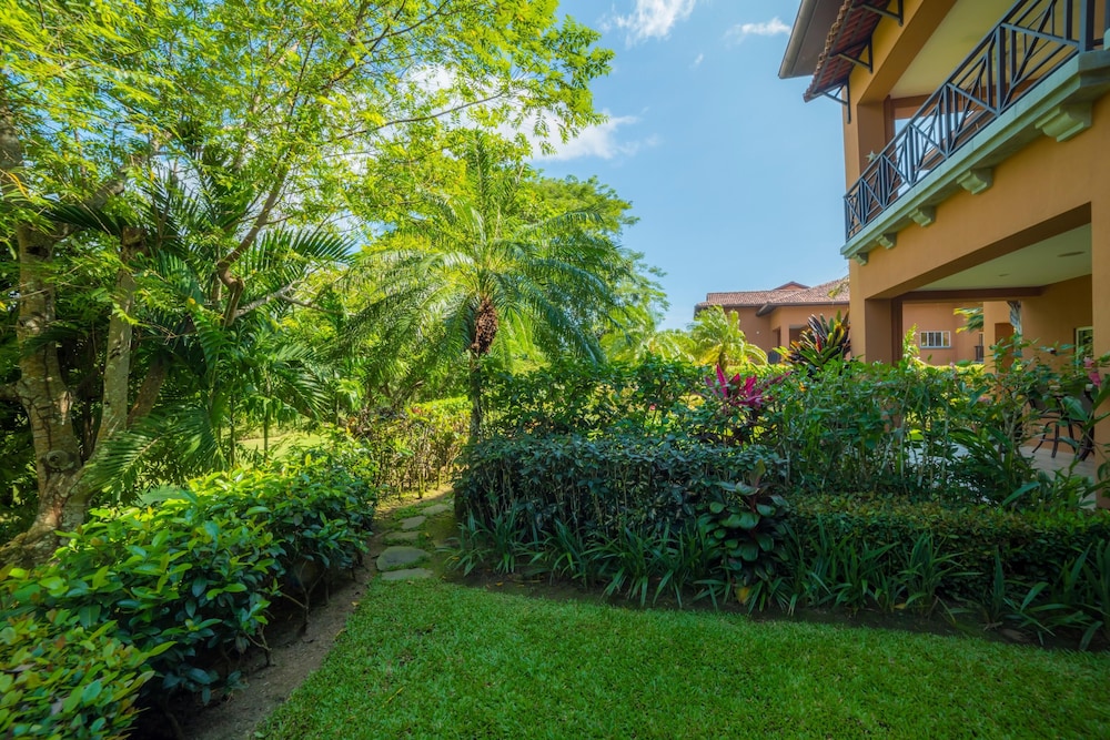 Veranda 4F - 2 bdr -2 Bath view 5