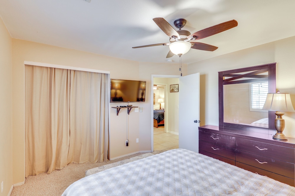 5 Mi to CO River: Home w/ Pool in Fort Mohave!