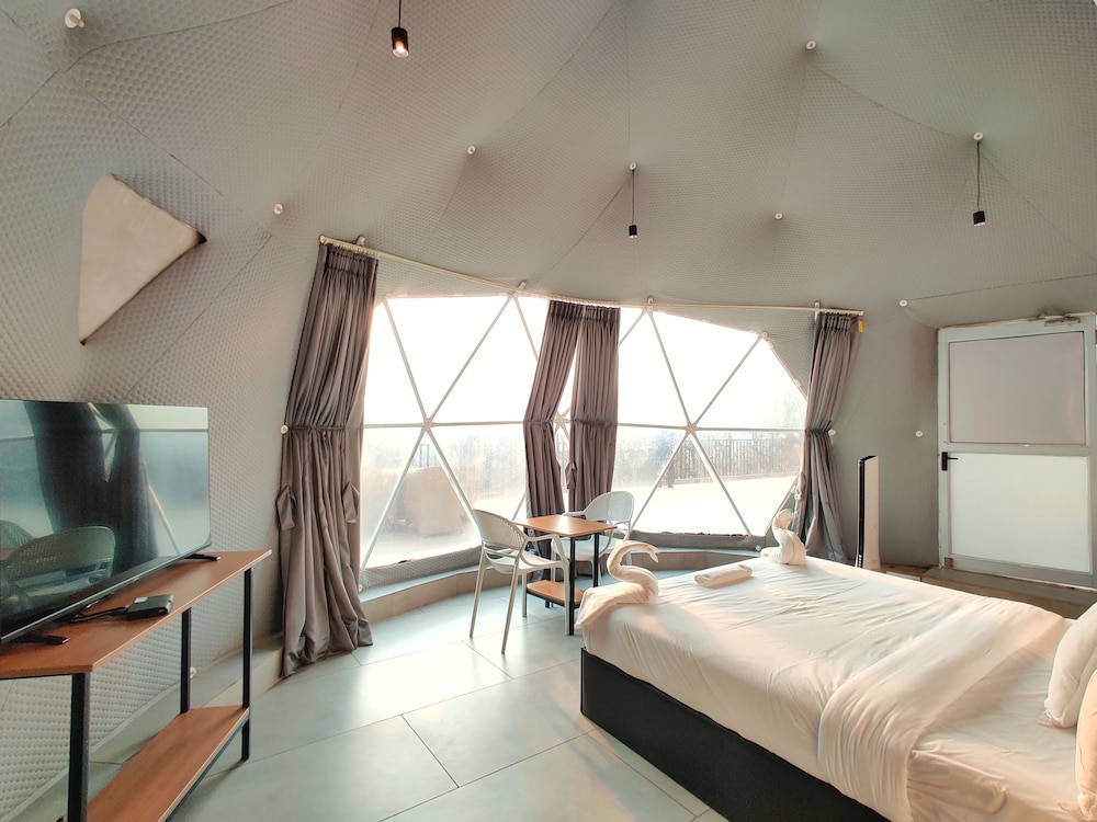 Wild heaven Glamping And Resort Saputara
