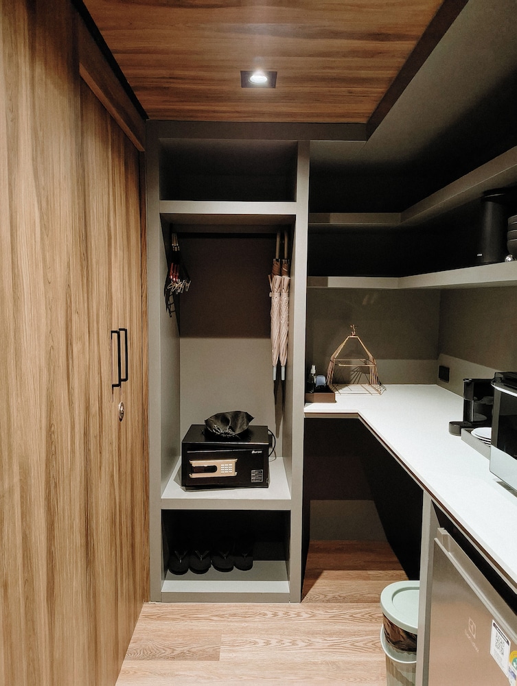 Timber Society Boutique Hideaway