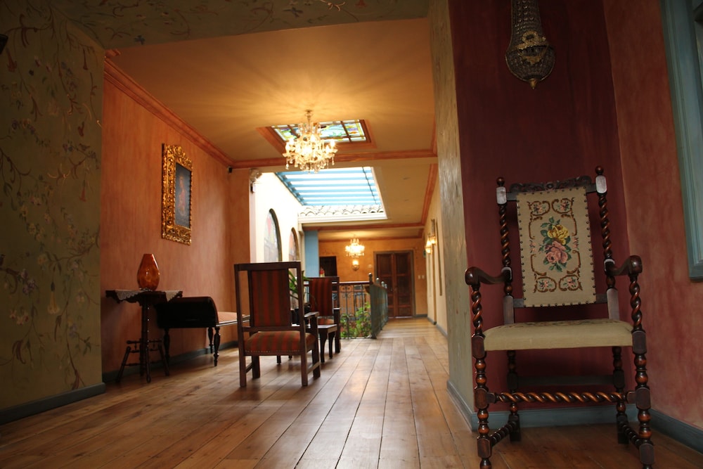 Hotel Inés María