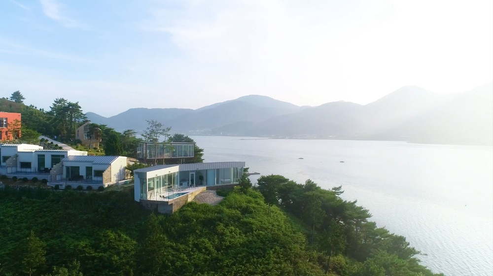 Bayclub