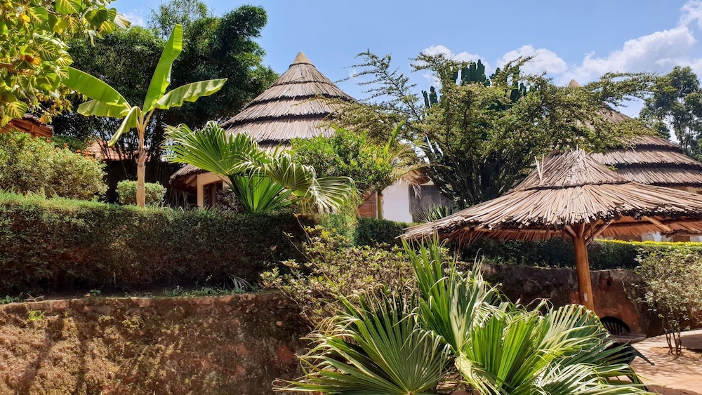 Banda Lodge