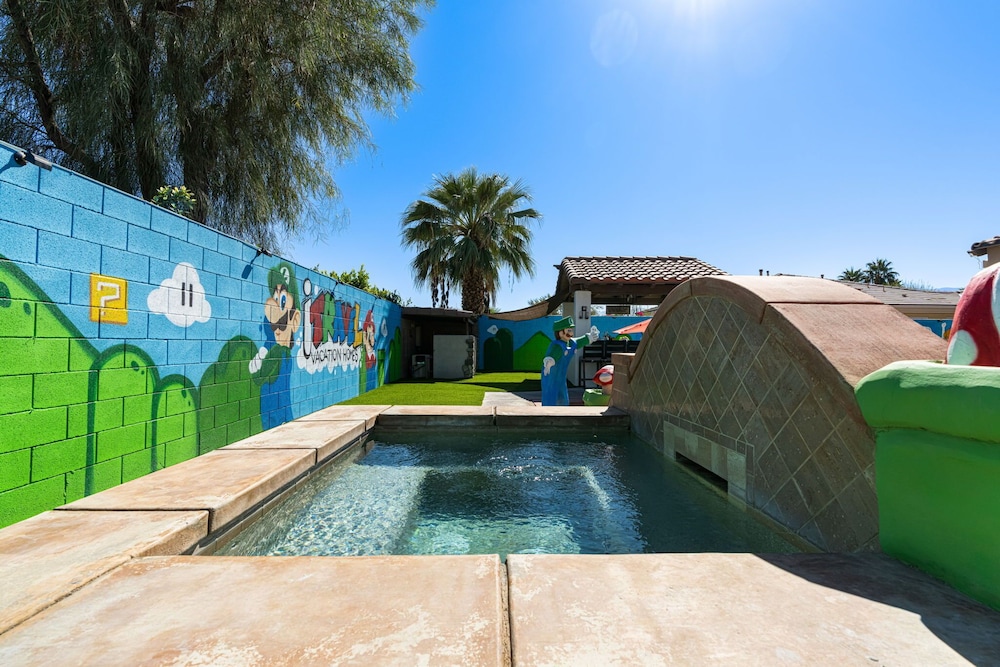 Super Mario Retreat Dream Getaway
