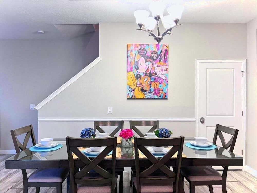 Mickey's Home 5 Bed Town-home With Private Pool! 5 Bedroom Townhouse