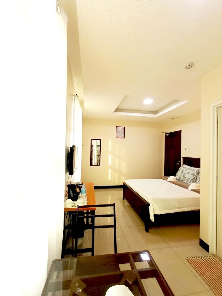 B&J Guesthouse and Functions Inc