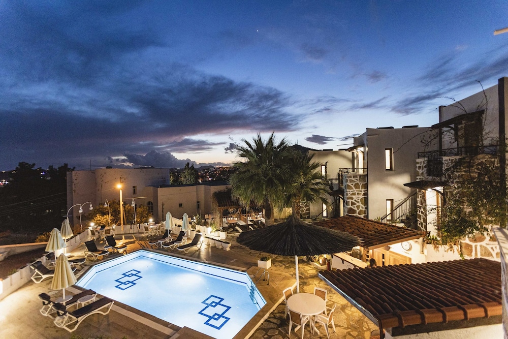 Bodrum Vera Oteli - Image 10