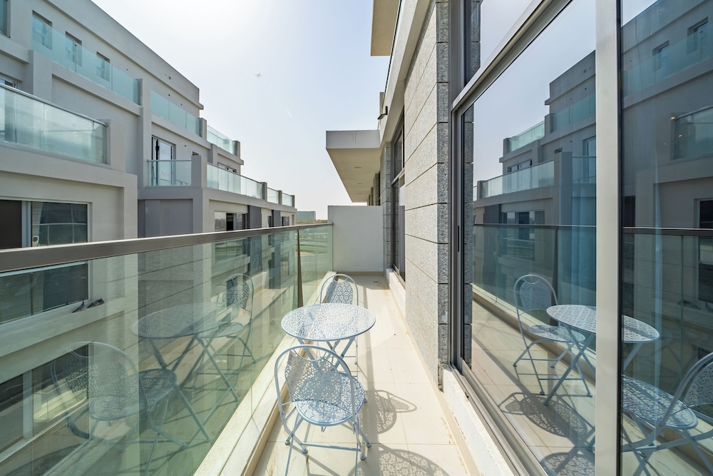 Primestay - Prime Views Apartments - Meydan Dubai