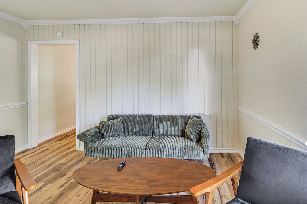 Walk to Dtwn Weatherford: Home w/ Yard!
