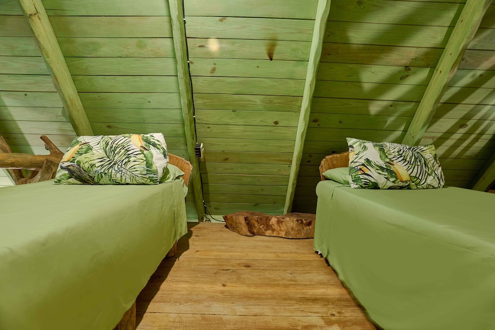 CHALET TROPICAL Hotel & Restaurant-Pizzeria