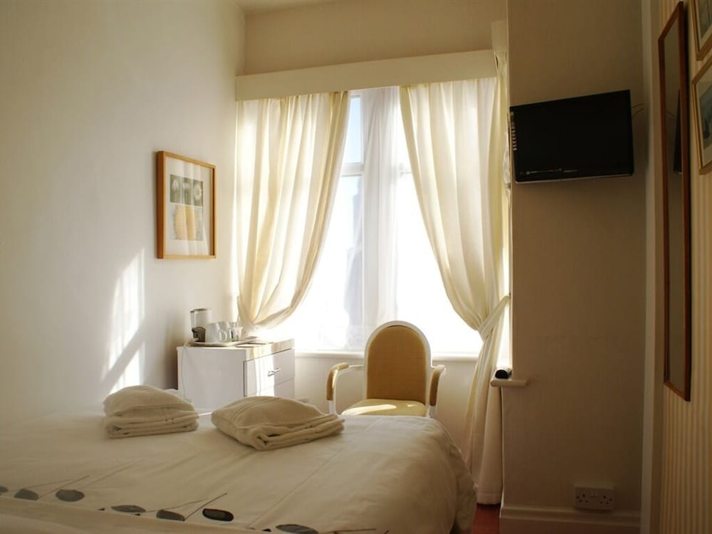 Highfield Hotel