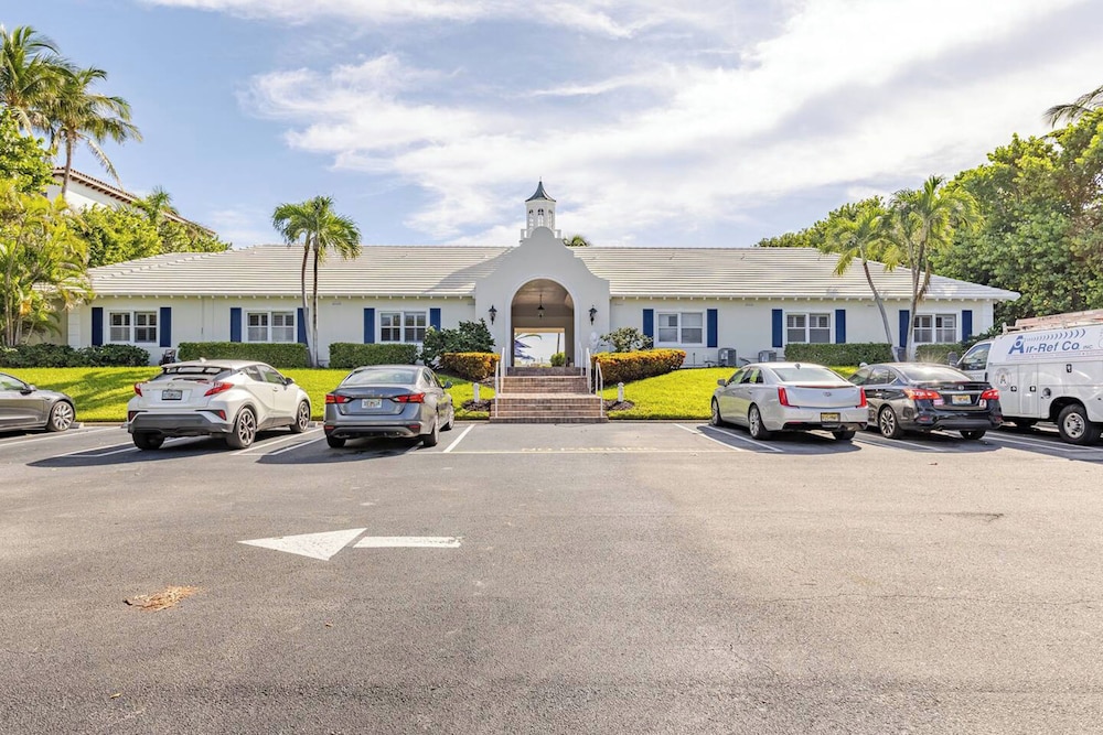 West Palm Beach Vacations - Berkshire on the Ocean - Property Image 12