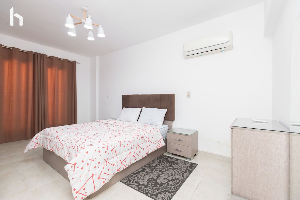 Family stay Apartment in Rehab city