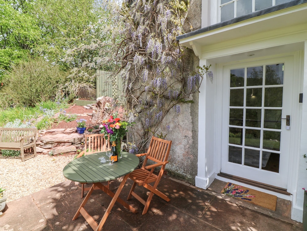 Wisteria Cottage