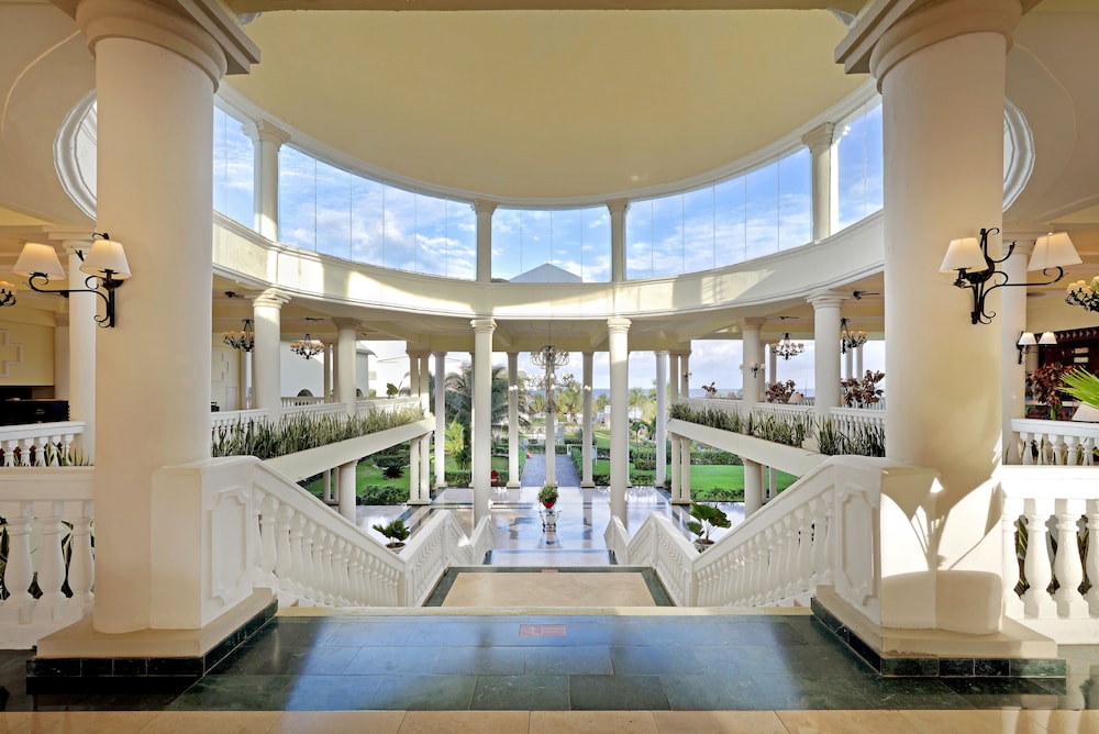 Jamaica Vacations - Grand Palladium Lady Hamilton Resort  Spa All Inclusive - Property Image 5