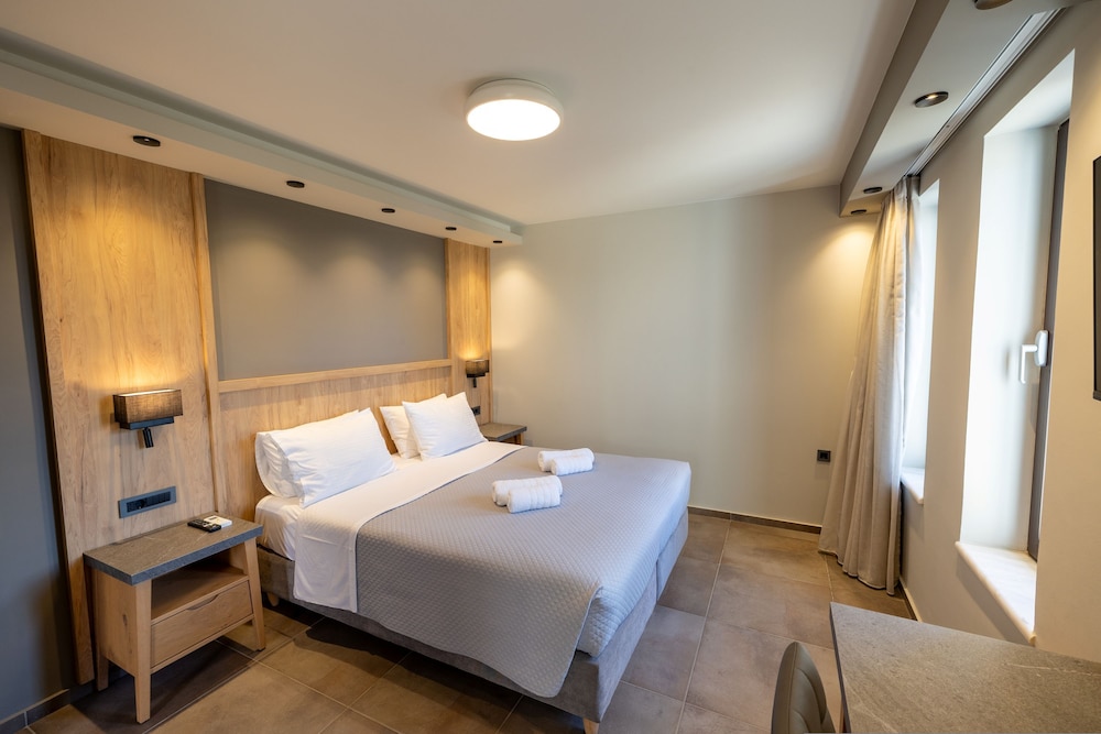 4 Bed SeaView Villa with Breakfast KBR32