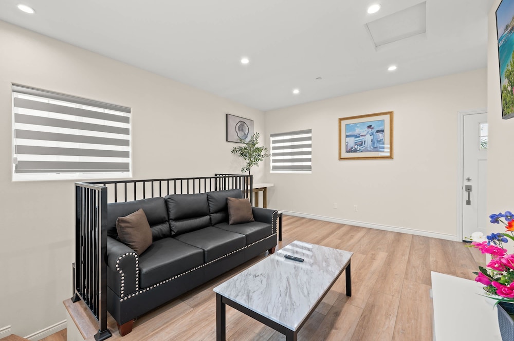 Modern Getaway Near Pasadena Dtla
