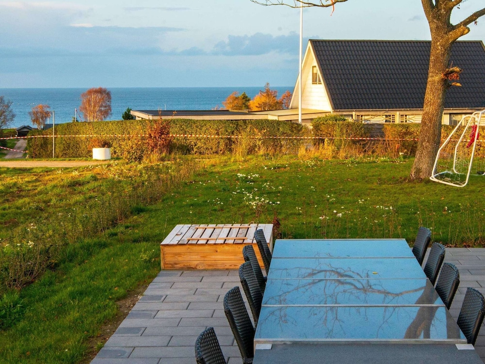 Holiday Home in Allingåbro