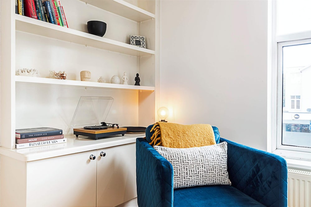 Stylish One Bedroom Apartment