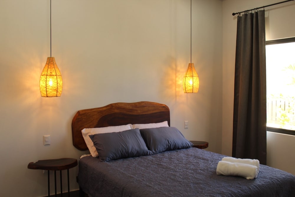 Hotel Huacas