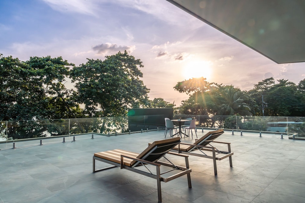 Merbrisa Rayong - Ao khai beachfront