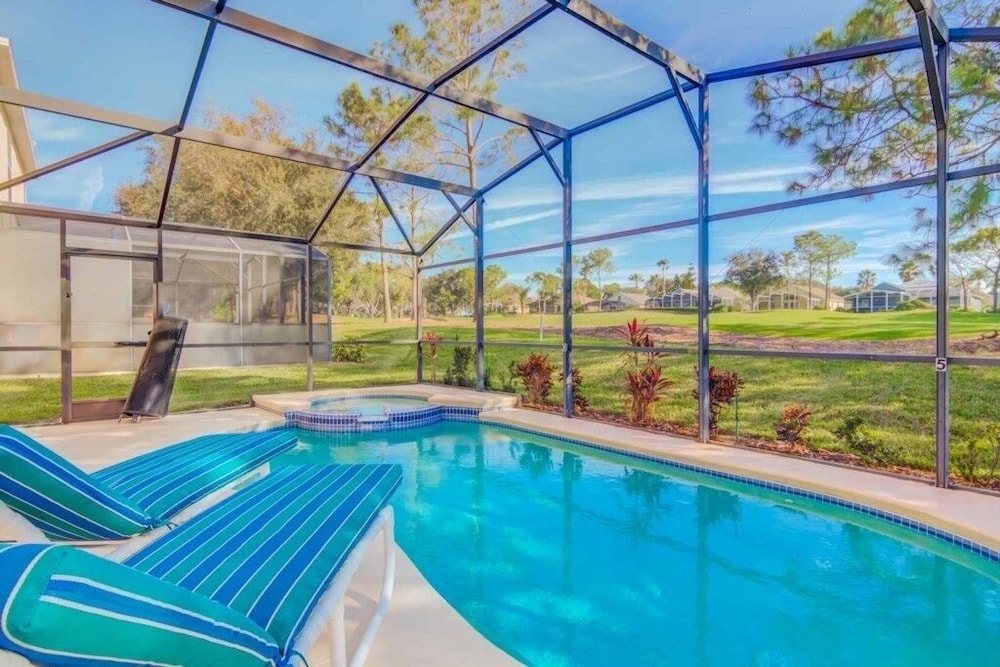Game Room Private Pool & Spa! 4 Bedroom Home by RedAwning