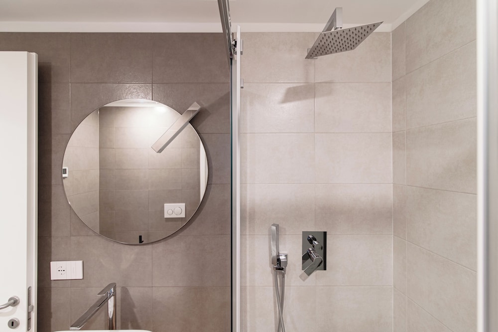 Suite JOIVY Lake 11